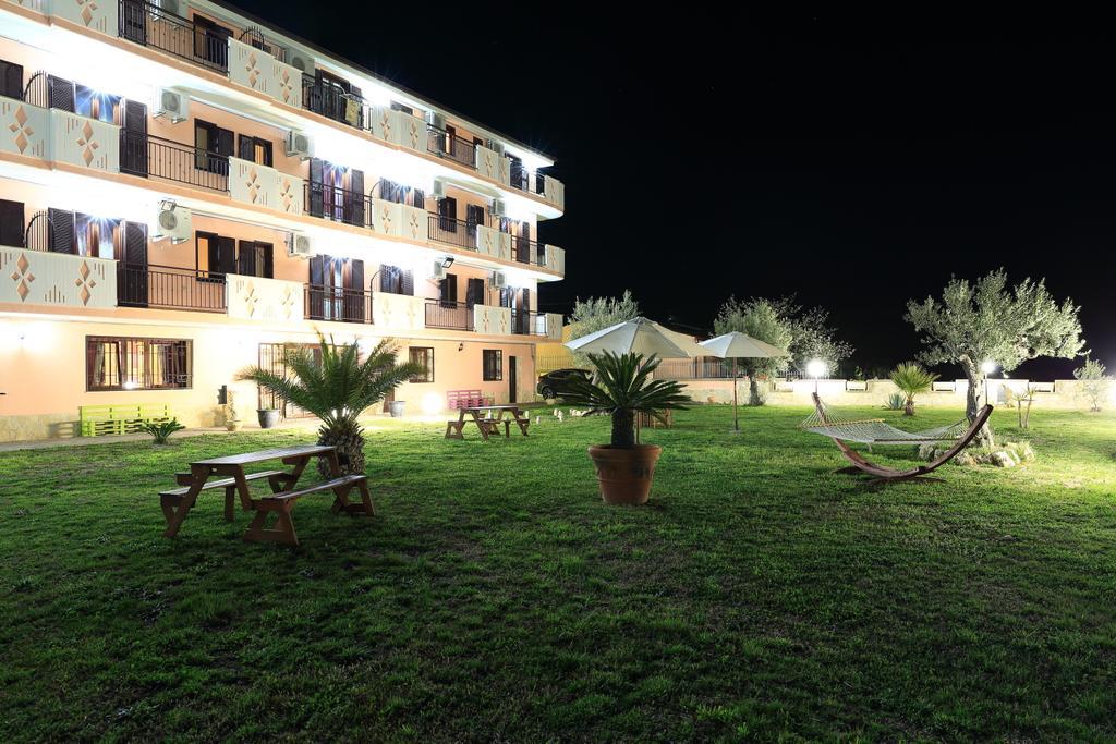 Chimento Resort Корильяно-Калабро Экстерьер фото