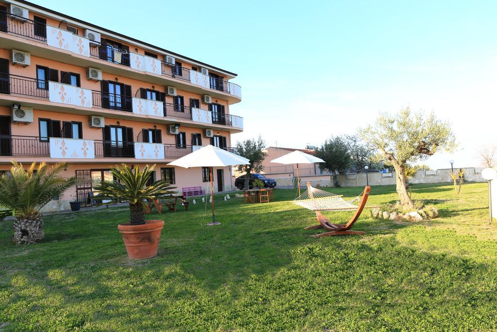Chimento Resort Корильяно-Калабро Экстерьер фото