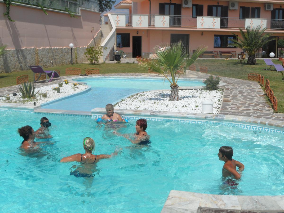 Chimento Resort Корильяно-Калабро Экстерьер фото